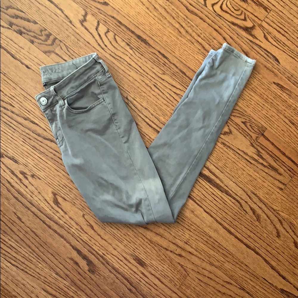American Eagle Light Grey Jeggings
